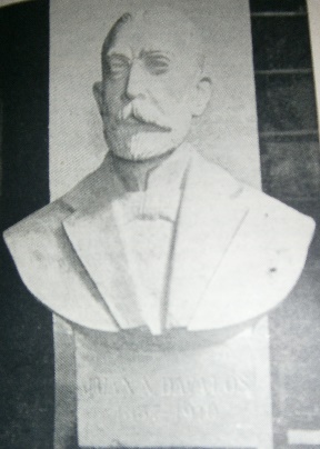 Foto de Busto del Dr. Dávalos, realizado por el escultor Fernando Boada, que se encuentra en el Museo Histórico Carlos J. Finlay.